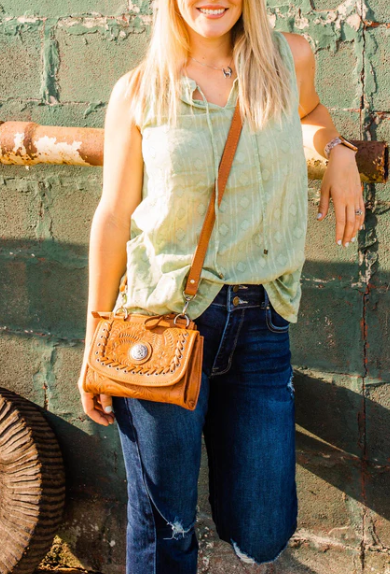 Western-style small crossbody bag/wallet in natural brown